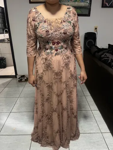 Vestido de festa Raquel de Queiroz bordado com pedrarias | Tamanho 44