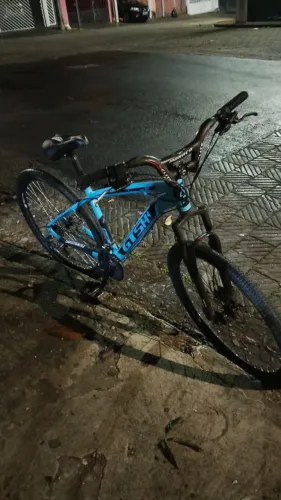 Bike GTS de alumínio aro 29 freio da frente Shimano