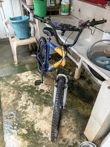 Vendo uma bicicleta aro 26