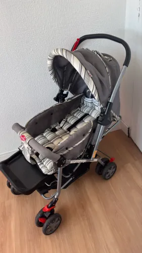 Carrinho De Bebê Dardara Pop Preto E Cinza Leve Reclinável