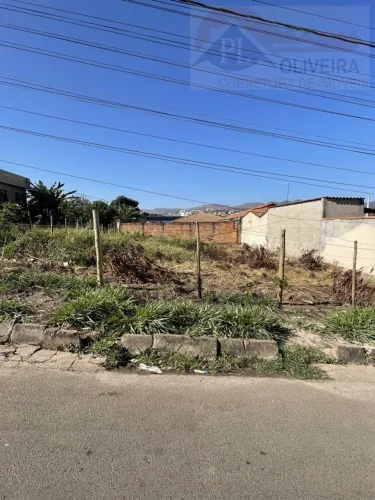 Lote para Venda em Sarzedo, Centro