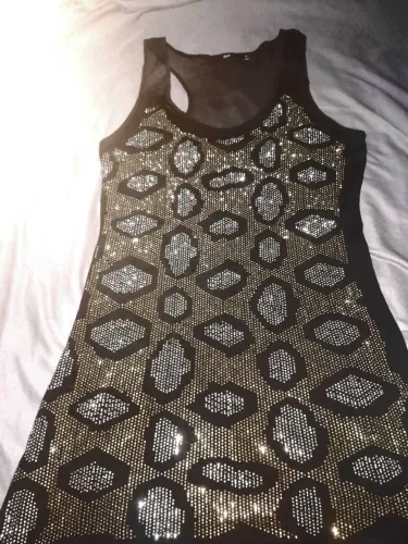 Blusa preta com brilho
