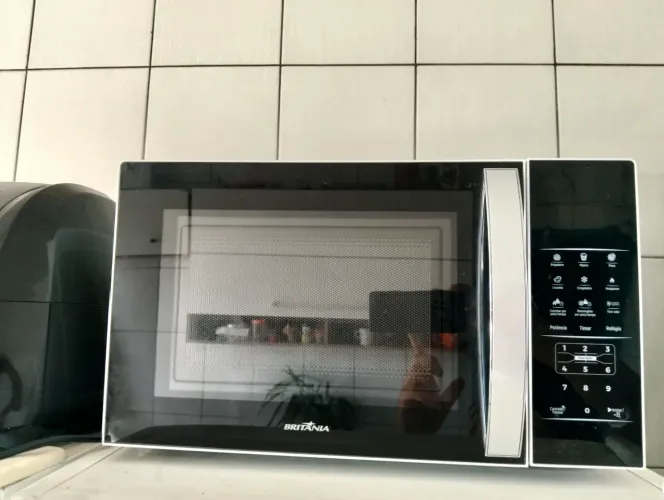 microondas britânia