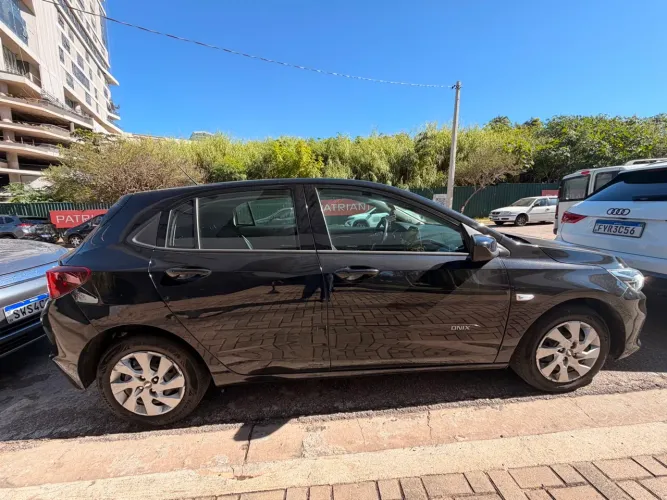 Chevrolet Onix Hatch LT 1.0 12V Flex Mec. 4P 2021
