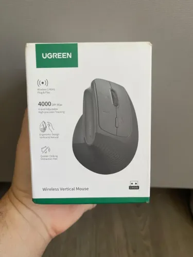 Mouse Vertical UGREEN M571 Sem Fio 4000 DPI com Caixa