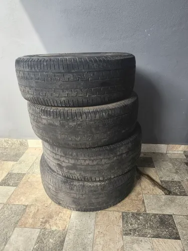 4 Pneus Meia Vida 215/65/16 Goodyear