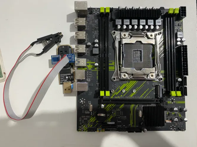 PLACA MÃE X99 PR9 CORROMPIDA
