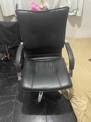 Vende se cadeira de escritório em perfeito estado