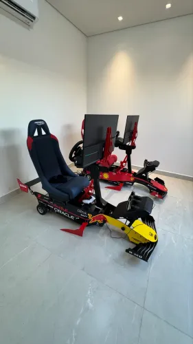 Cockpit com G29 e Monitor de 32?