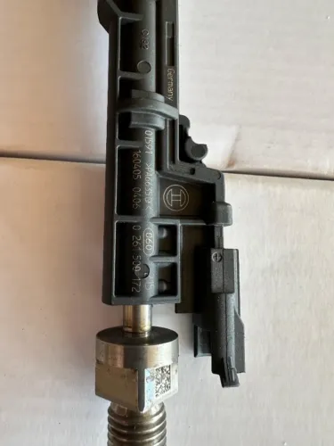 Bico injetor BMW 0261500172