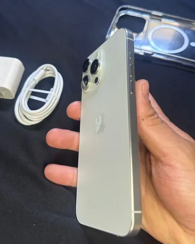 IPHONE 15 pro max 512G