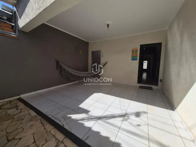 Casa com 3 quartos para Locação, Jardim Brasilândia - Franca