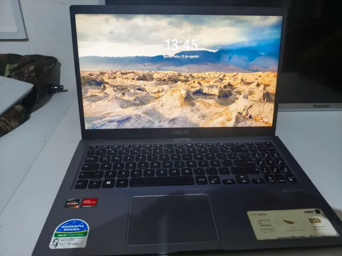 Notebook Asus VivoBook Ryzen 5, 16 G de RAM, SSD de 256 G e tela de 15,5 polegadas