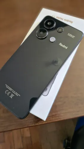 Redmi Note 13 Preto - 256 GB (8 GB RAM)