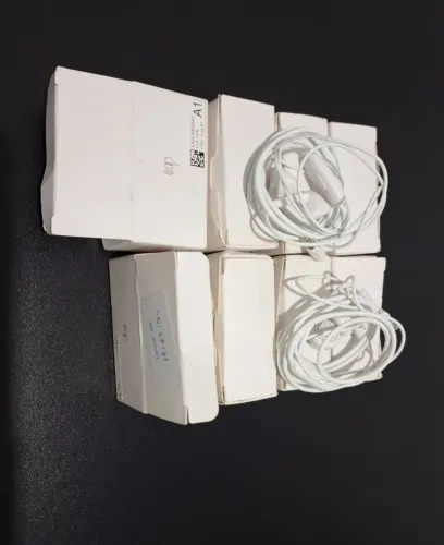 Fone de Ouvido Branco LG LGE41 Original com Microfone (Kit com 8 unidades)