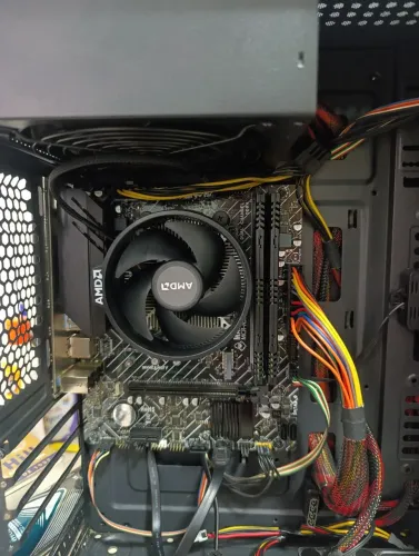 A520m + Ryzen 5500 + 16gb ram seminovo