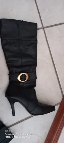 Bota de couro 