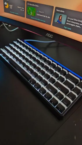 Teclado Magnético Aula Hero 68HE Preto