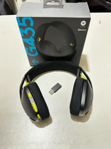 Headset Gamer Sem Fio Logitech G435, Dolby Atmos, Drivers 40mm, Lightspeed e Bluetooth