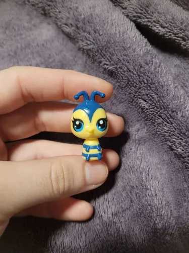 Littlest Pet Shop Littlest Pet Shop Mini Abelha Azul Amarela Original Hasbro