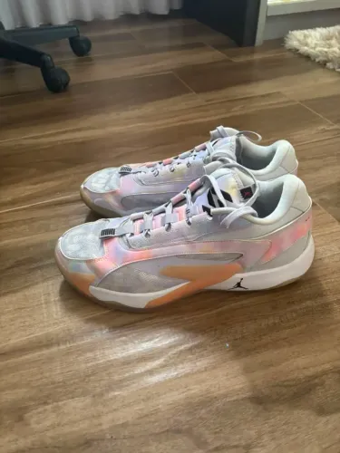 Tenis Nike Jordan Luka 2, num 43.