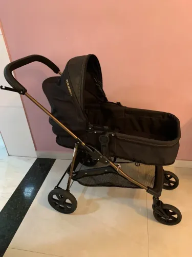 Carrinho de bebê moisés