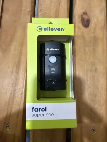 Super Farol - Bike 900 Lumens
