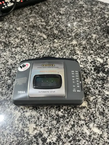 Walkman rádio e fita funcionando aiwa