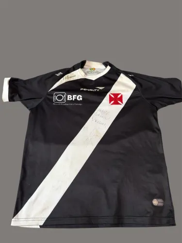 Camisa Vasco 2013 autografada pelo jogador Dedé