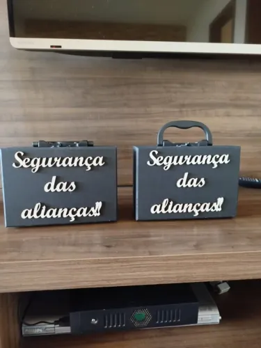 Kit 2 Maletinhas Segurança das Alianças para Casamento