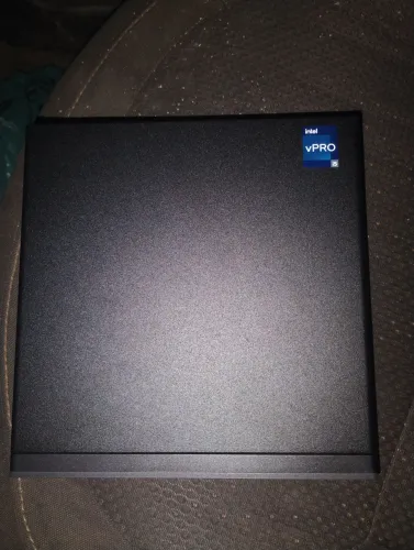 thinkcentre m80q i5 vpro 8 gigas de ram SSD 256 g13