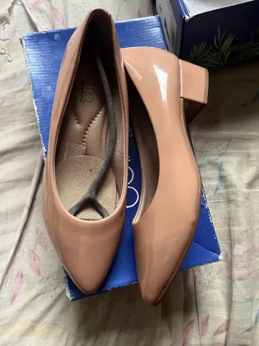 Sapatos novos tamanho 35