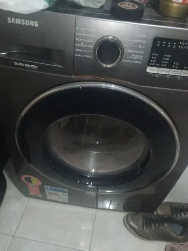 Máquina lava e seca