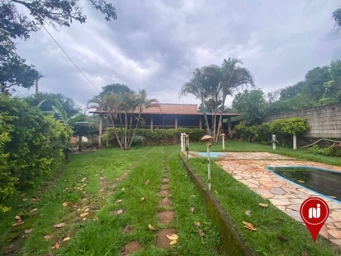 Chácara com 4 dormitórios para alugar, 1000 m² por R$ 2.000,00/mês - Retiro do Brumado - B