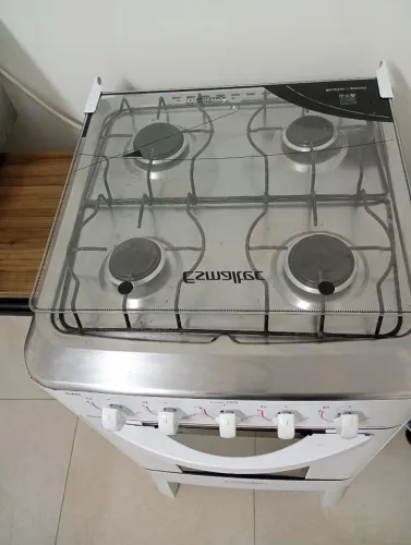 Vendo fogão esmaltec usado