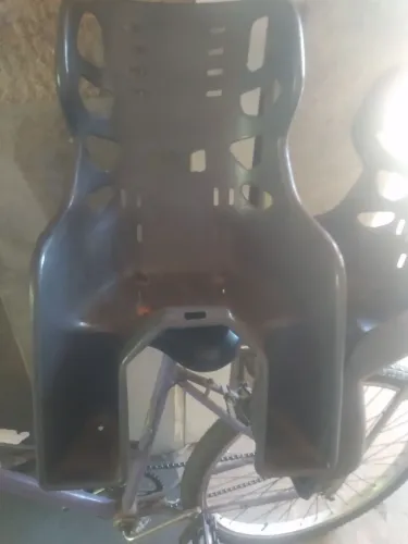Cadeirinha levar criança na bicicleta