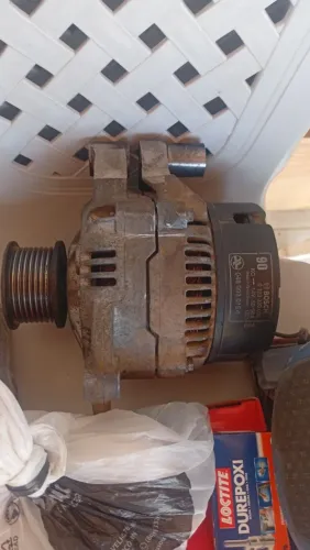 Alternador 90A