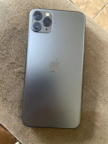 VENDO IPHONE 11 PRO MAX