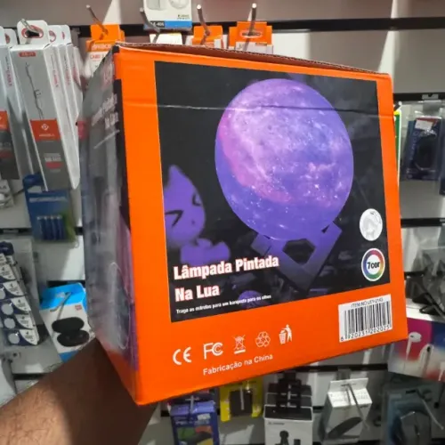 Luminária pintada na Lua com led RGB e touch