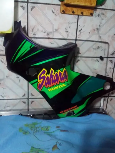Carenagem da moto Saara original 