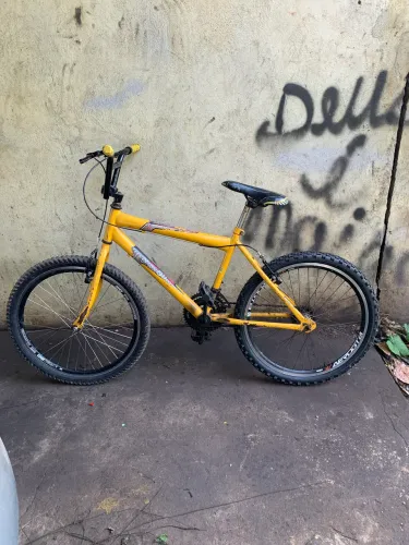 Vendo esta bike aro 26