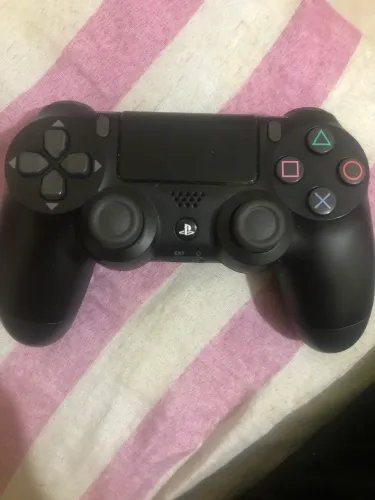 Controle PS4 novo original  250,00$