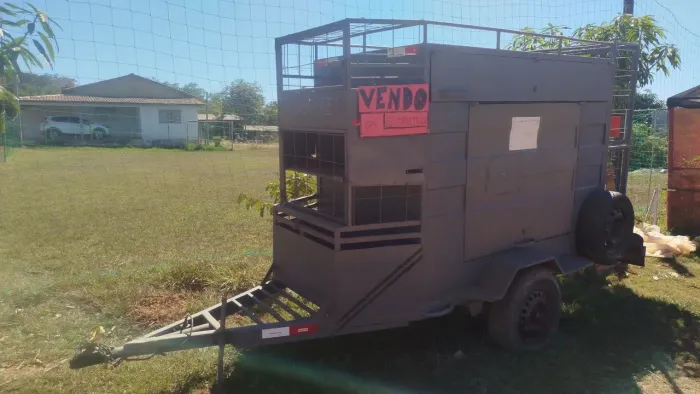 Carretinha baú