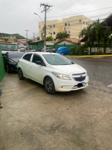 Chevrolet Onix Hatch LT 1.0 8V Flex Power Mec. 4P 2015
