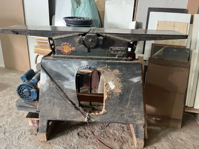 Plaina de mesa para marcenaria