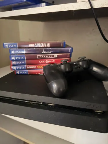 PlayStation 4