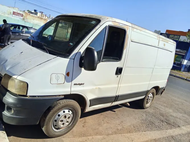 Fiat Ducato Cargo Curto 2.3 ME Diesel 2013