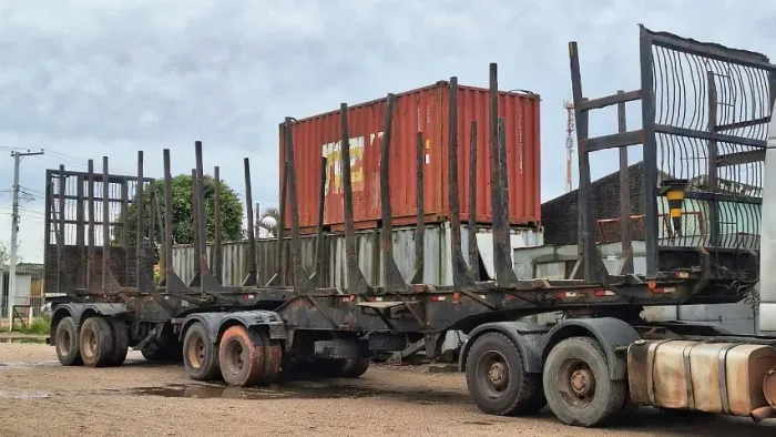 VENDE-SE BITREM FLORESTAL 2012 ? SEM CAVALO MECÂNICO