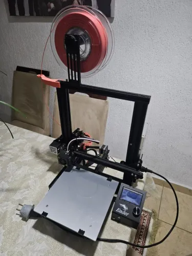 Ender 3 V1 com Upgrades (Mesa de Vidro) + Suportes Extras + Meio Rolo de Filamento