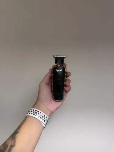 Máquina De Cabelo Barba Kemei MAX - Profissional ( Original )